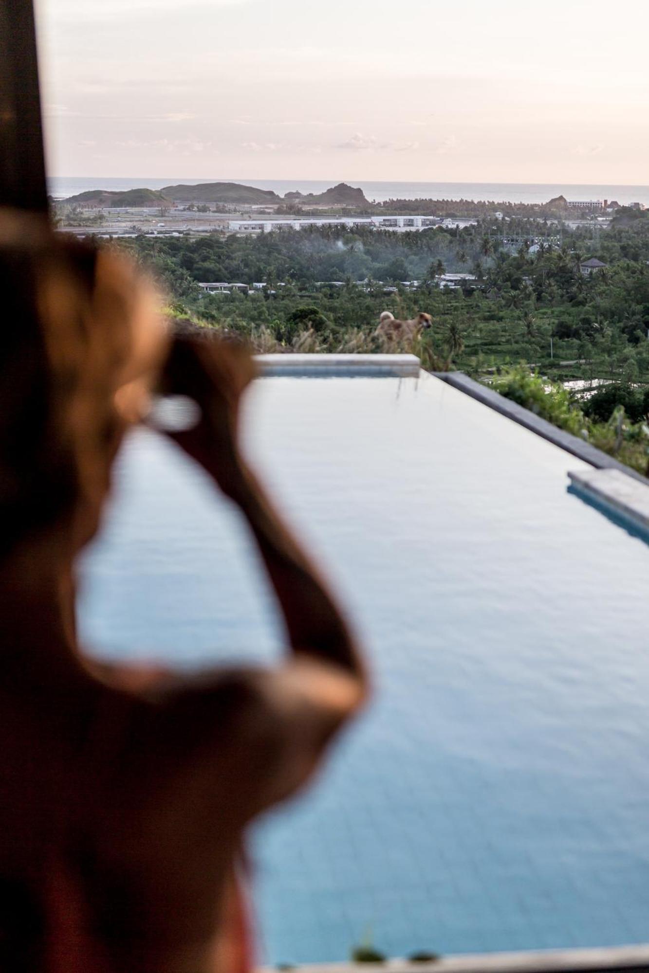 Drop In Surf Lodge Kuta  Экстерьер фото